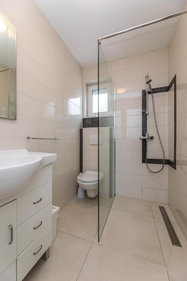 Apartments Augustinovic バスカ エクステリア 写真