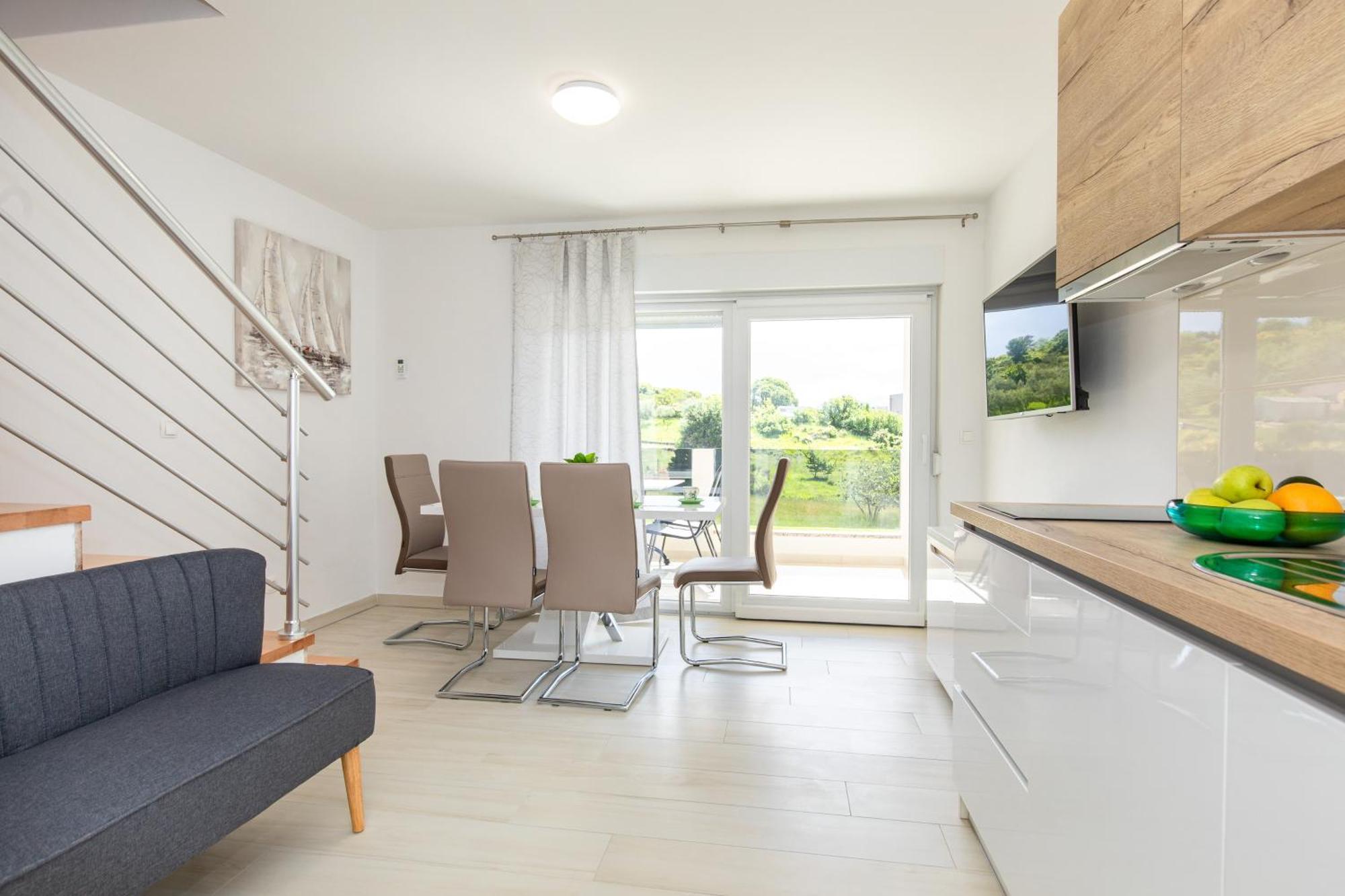 Apartments Augustinovic バスカ 部屋 写真